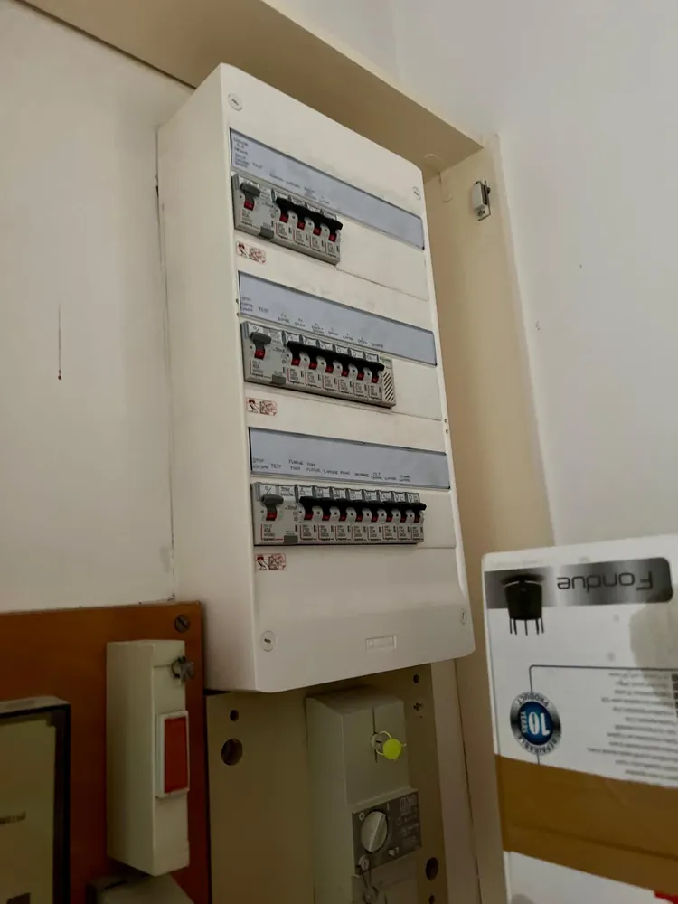 Remplacement de tableau électrique